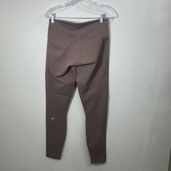 Fabletics Define High Waisted legging color is desert shadows size large.NWT - Picture 4 of 9